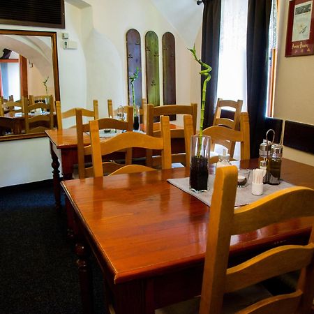 Hotel A Restaurace U Hrncire Kutná Hora Esterno foto