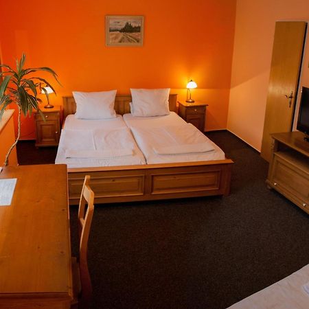 Hotel A Restaurace U Hrncire Kutná Hora Esterno foto